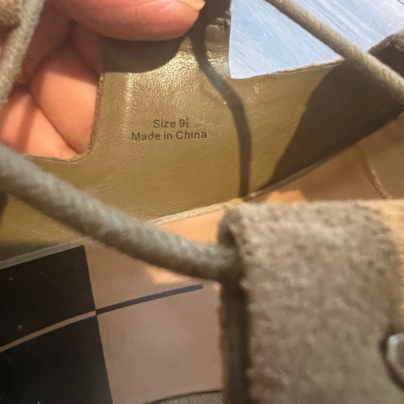 dolce vita lace up booties in excellent used condition. Size 9.5 - Picture 7 of 7